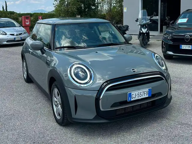 MINI One Mini IV F56 2021 3p 3p 1.5 Classic 75cv