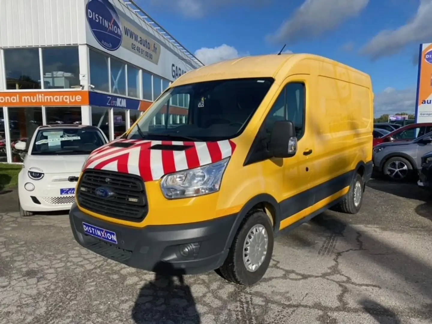 Ford Transit L3H2 2.2 TDCi - 125 S\u0026S Ambiente ECOnetic Oranje - 1