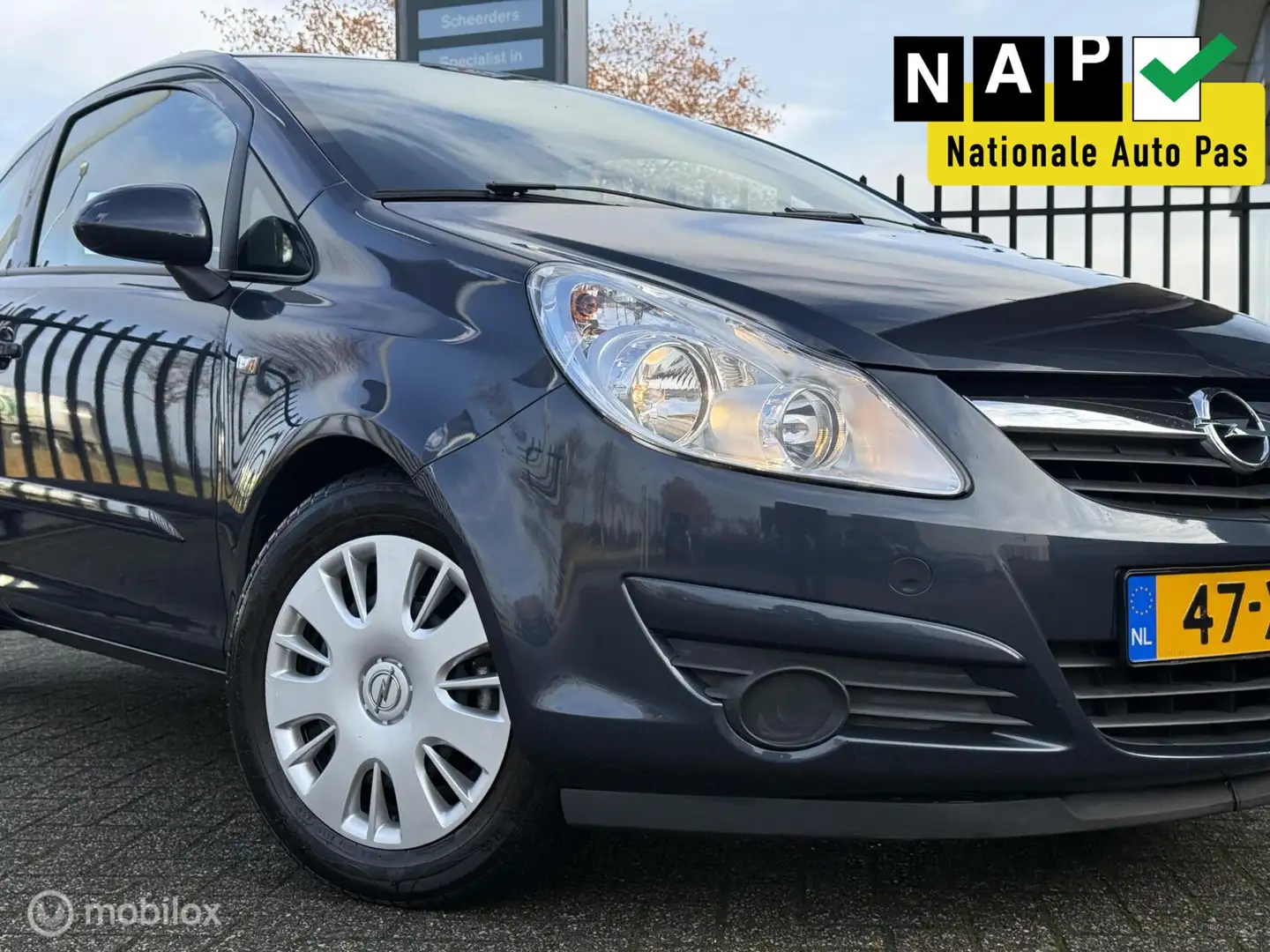 Opel Corsa 1.2-16V Enjoy| 1e eigenaar | Technisch nieuwstaat Gris - 2