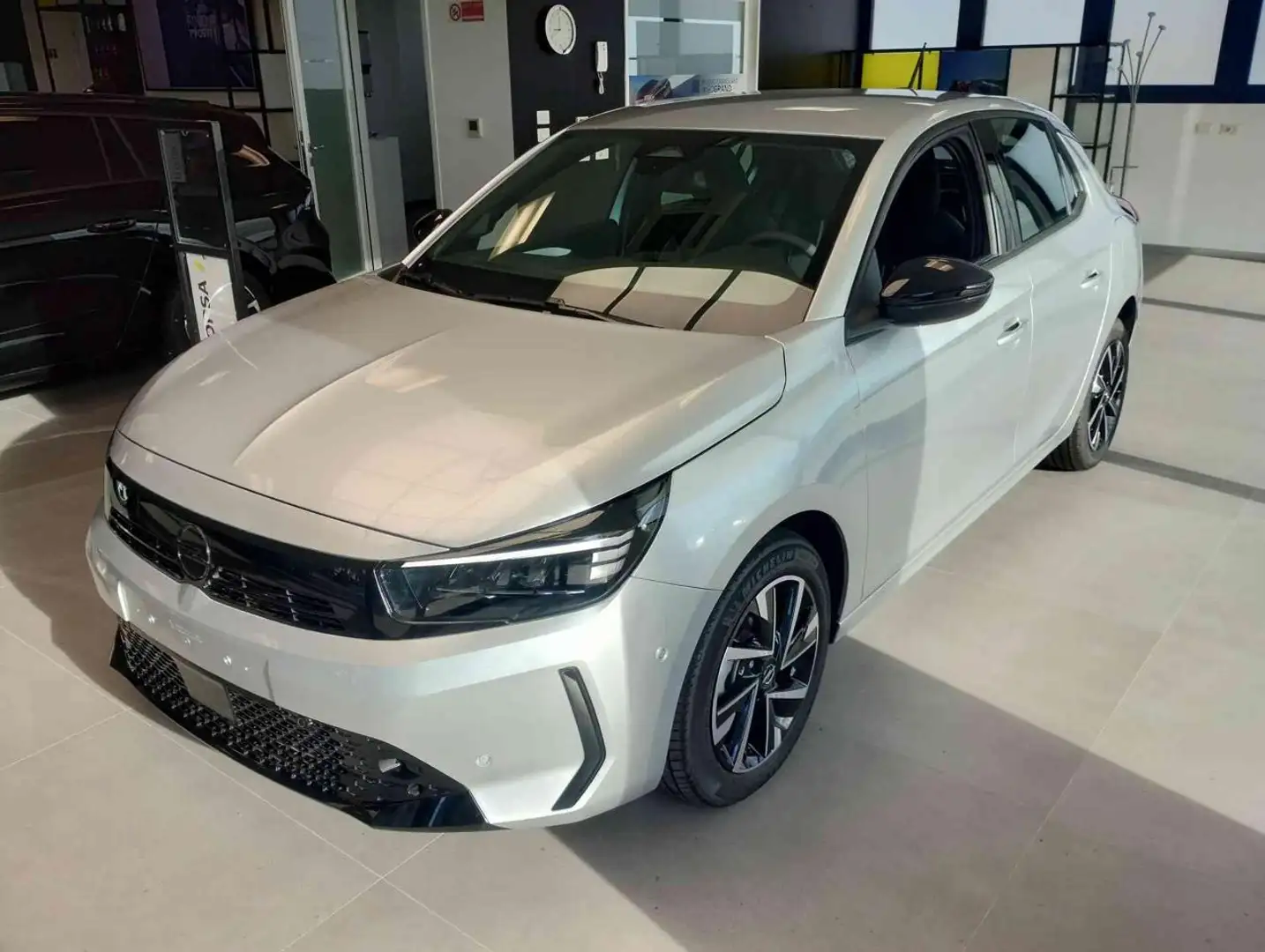 Opel Corsa 1.2 100 CV GS Gris - 1