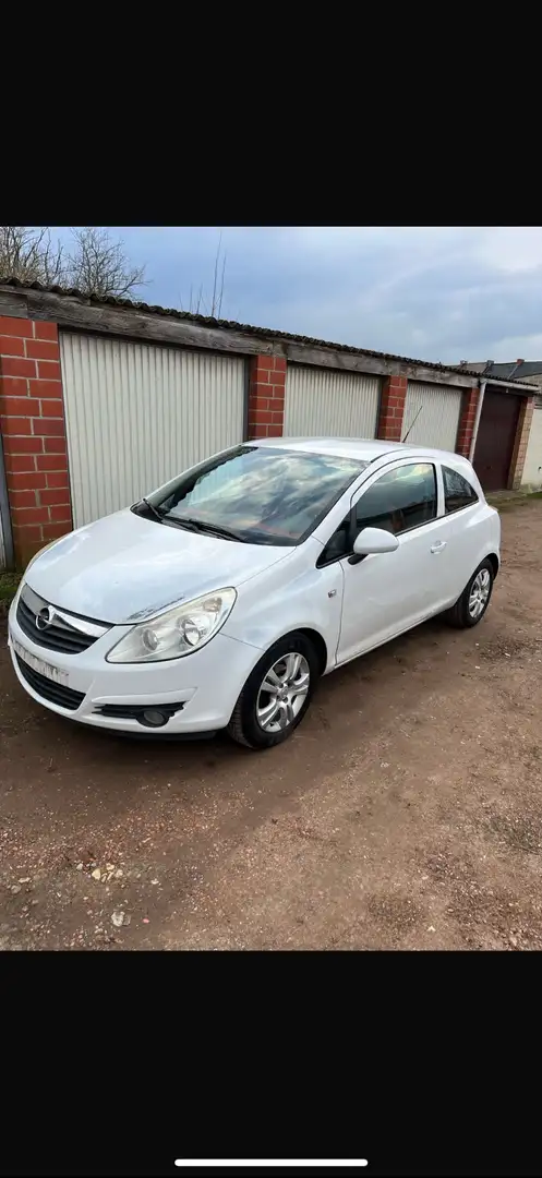 Opel Corsa 1.3 CDTi Cosmo - 1