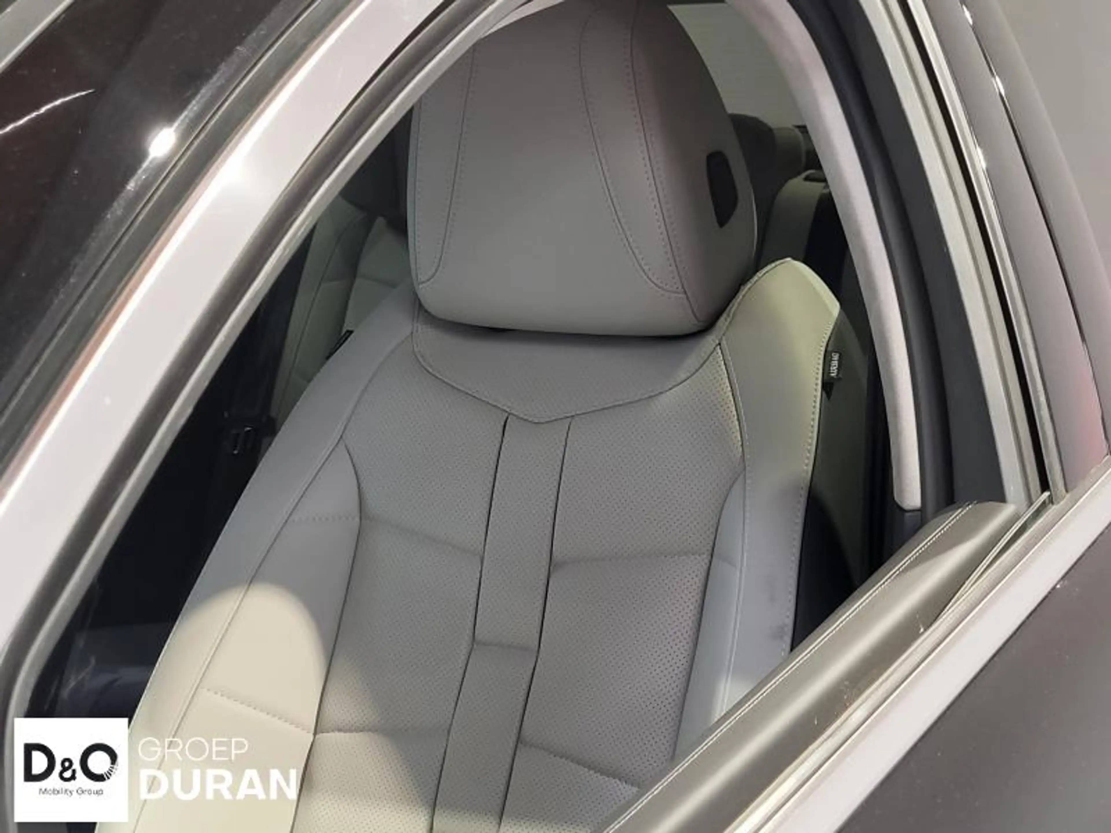 DS Automobiles DS 9 E-TENSE 4X4 360 — photo 10