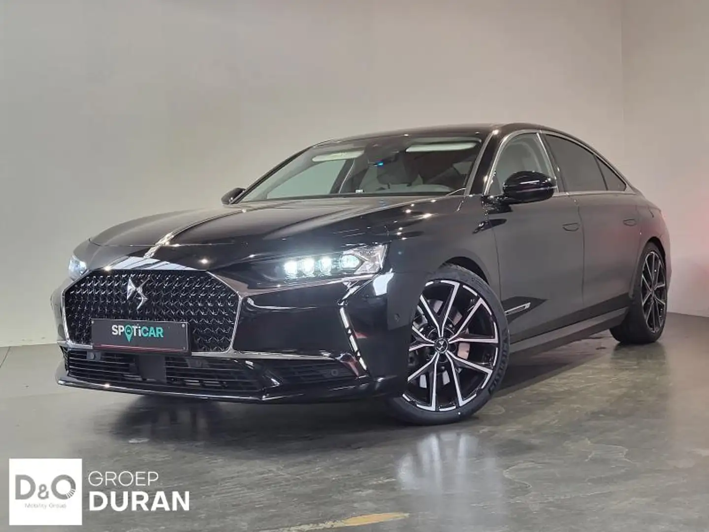 DS Automobiles DS 9 E-TENSE 4X4 360 Schwarz - 1
