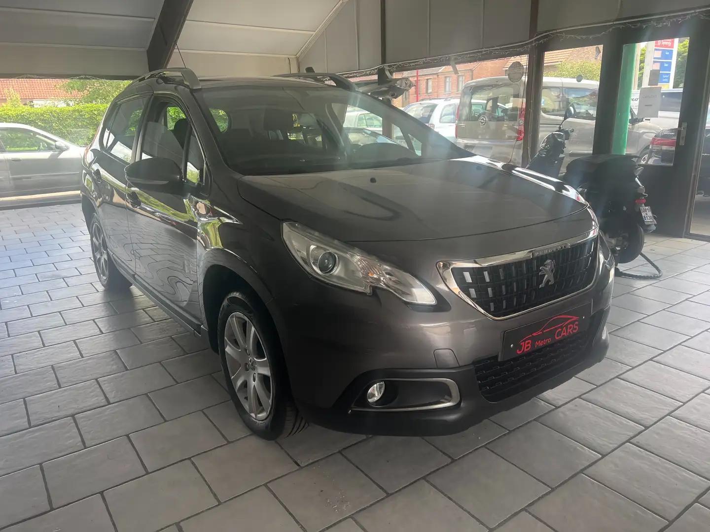 Peugeot 2008 1.6 hdi /GEKEURD/CAR PASS/euro 6b/garantie Gris - 1