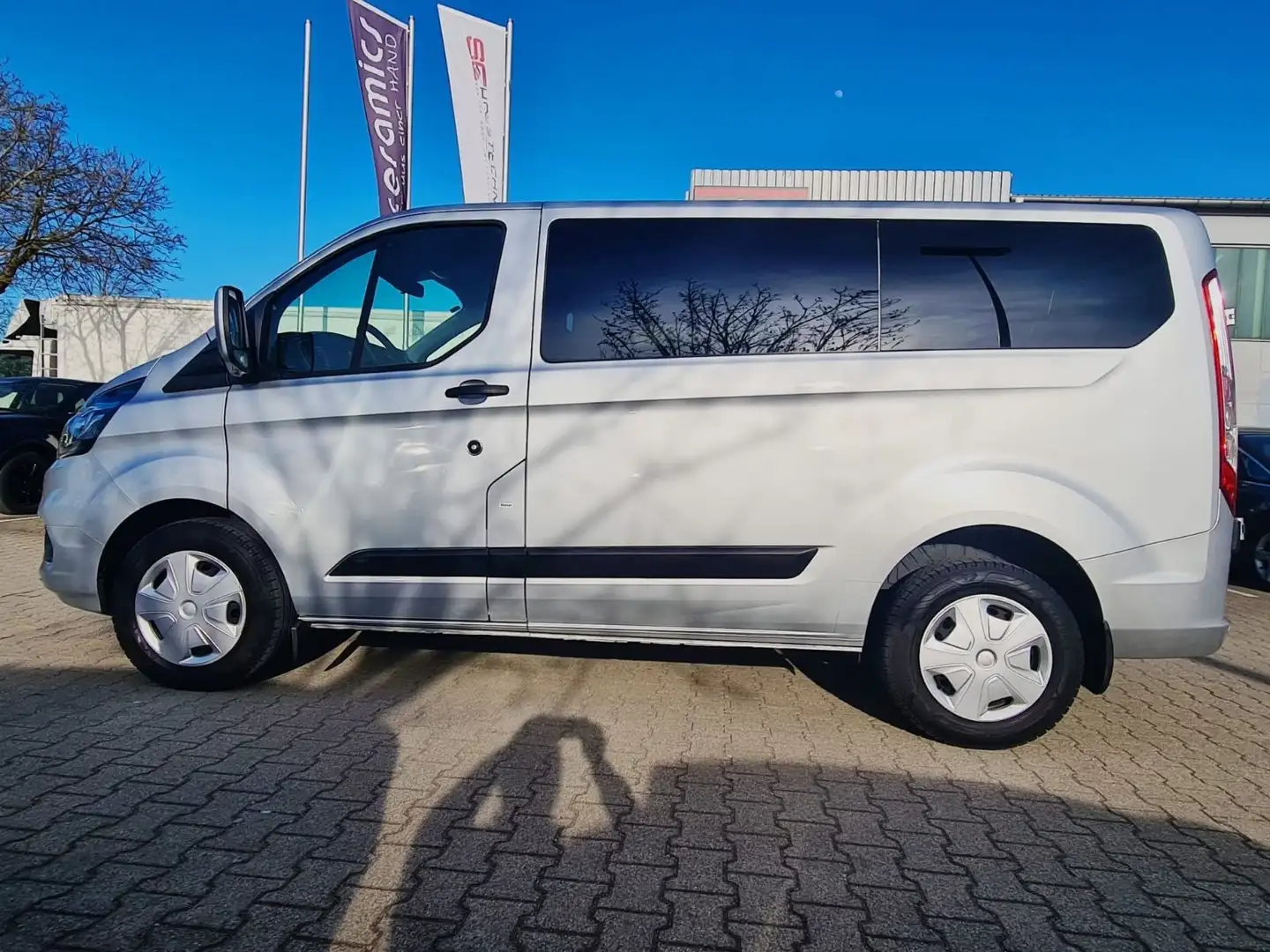 Ford Transit Custom 8 Sitze Doppelklima  PDC /AHK Silber - 2