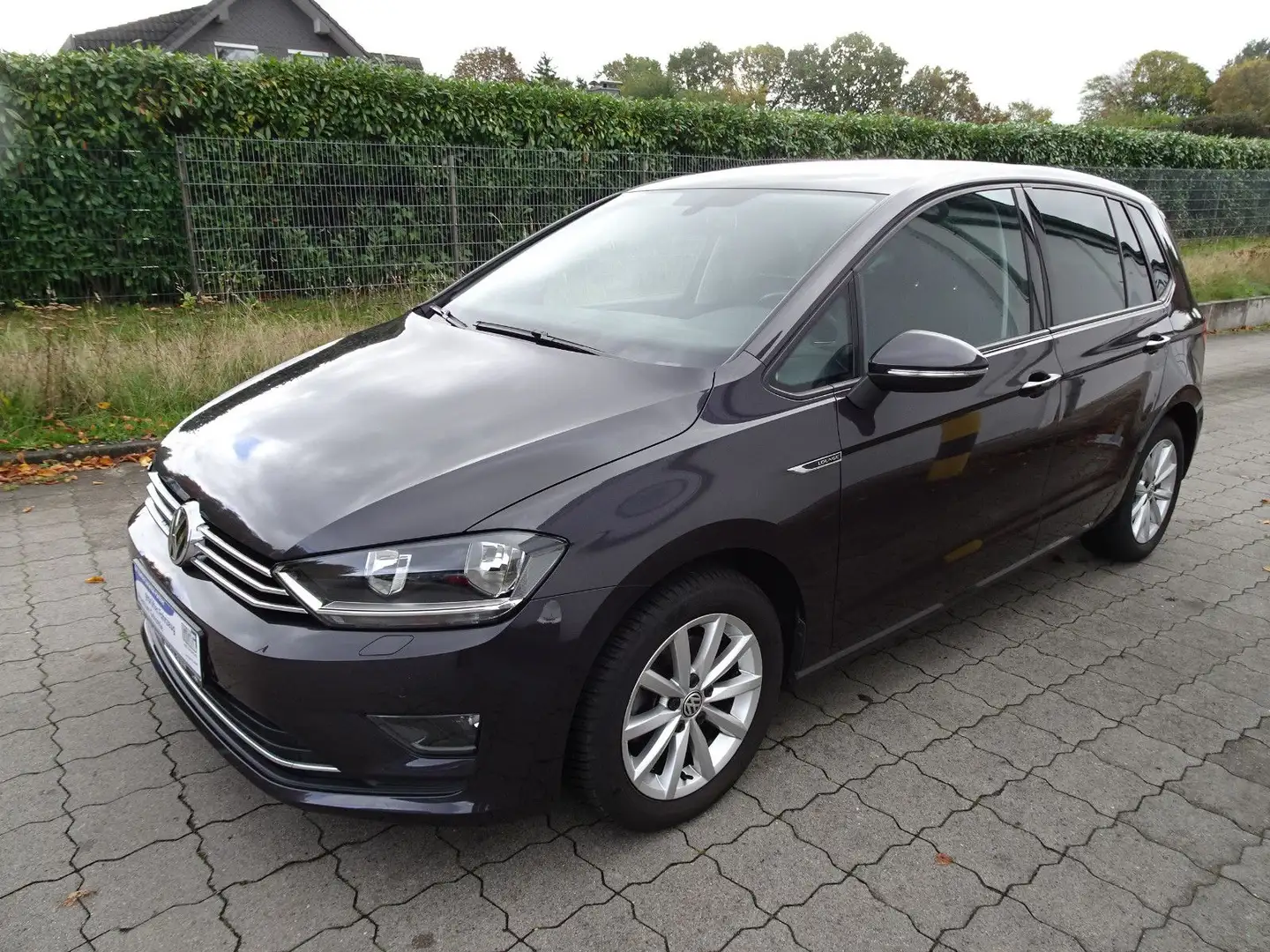 Volkswagen Golf Sportsvan 1.4 TSI 92kW LOUNGE BMT/ 1-Hand Grau - 1