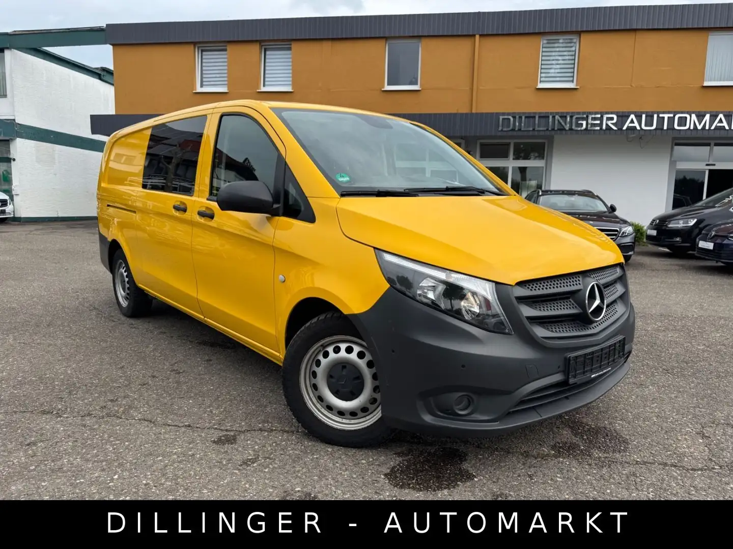 Mercedes-Benz Vito 114 CDI 9G-AUTOMATIK RWD Extralang Gelb - 1