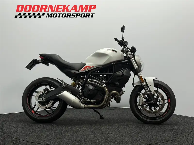 Ducati Monster 797