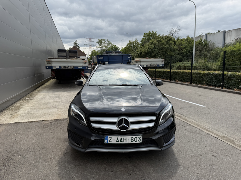 Mercedes-Benz GLA 200 GLA 200 *** PACK AMG *** — photo 2
