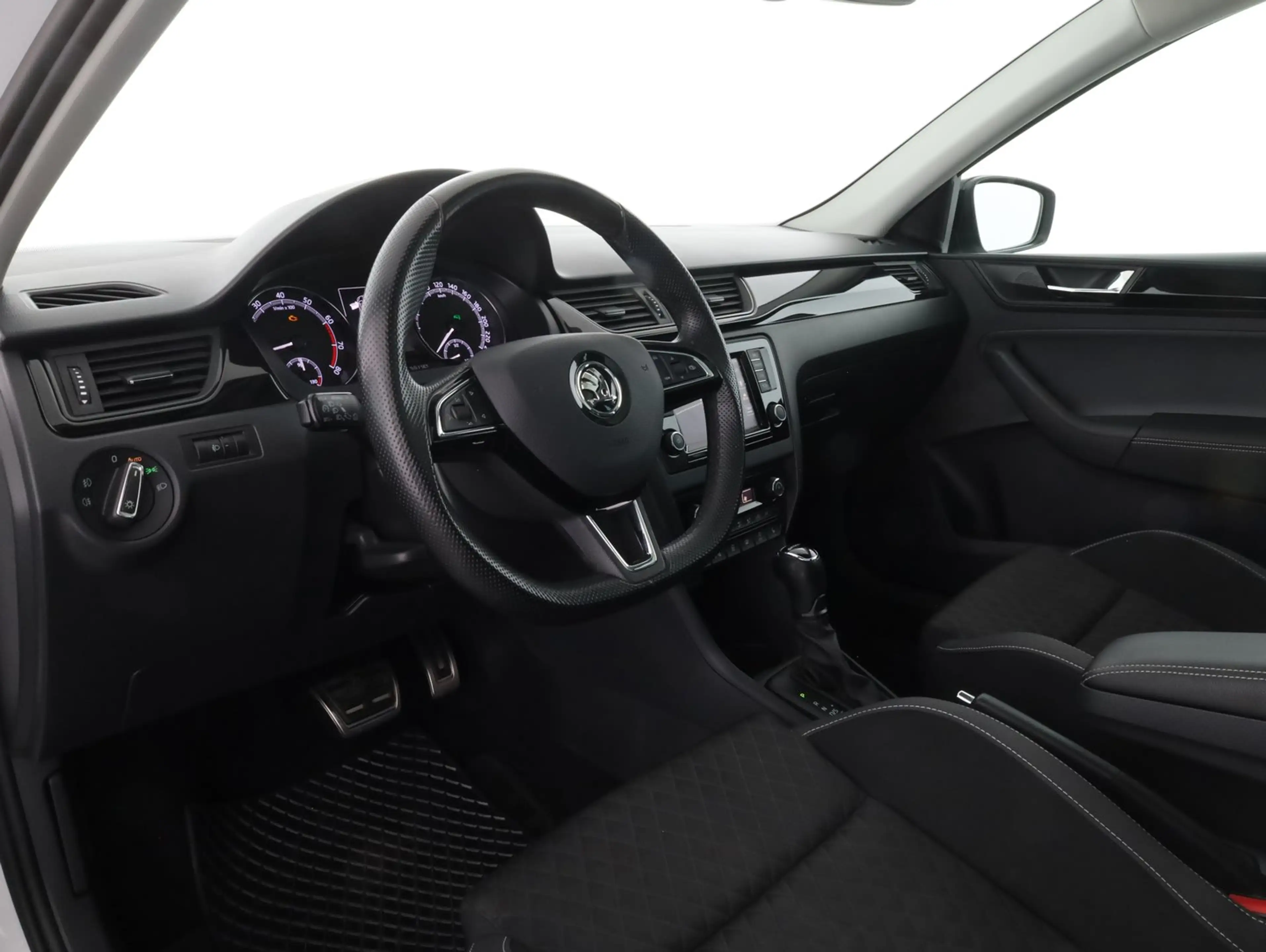 Skoda Rapid/Spaceback SPACEBACK Sport TSI DSG — photo 10