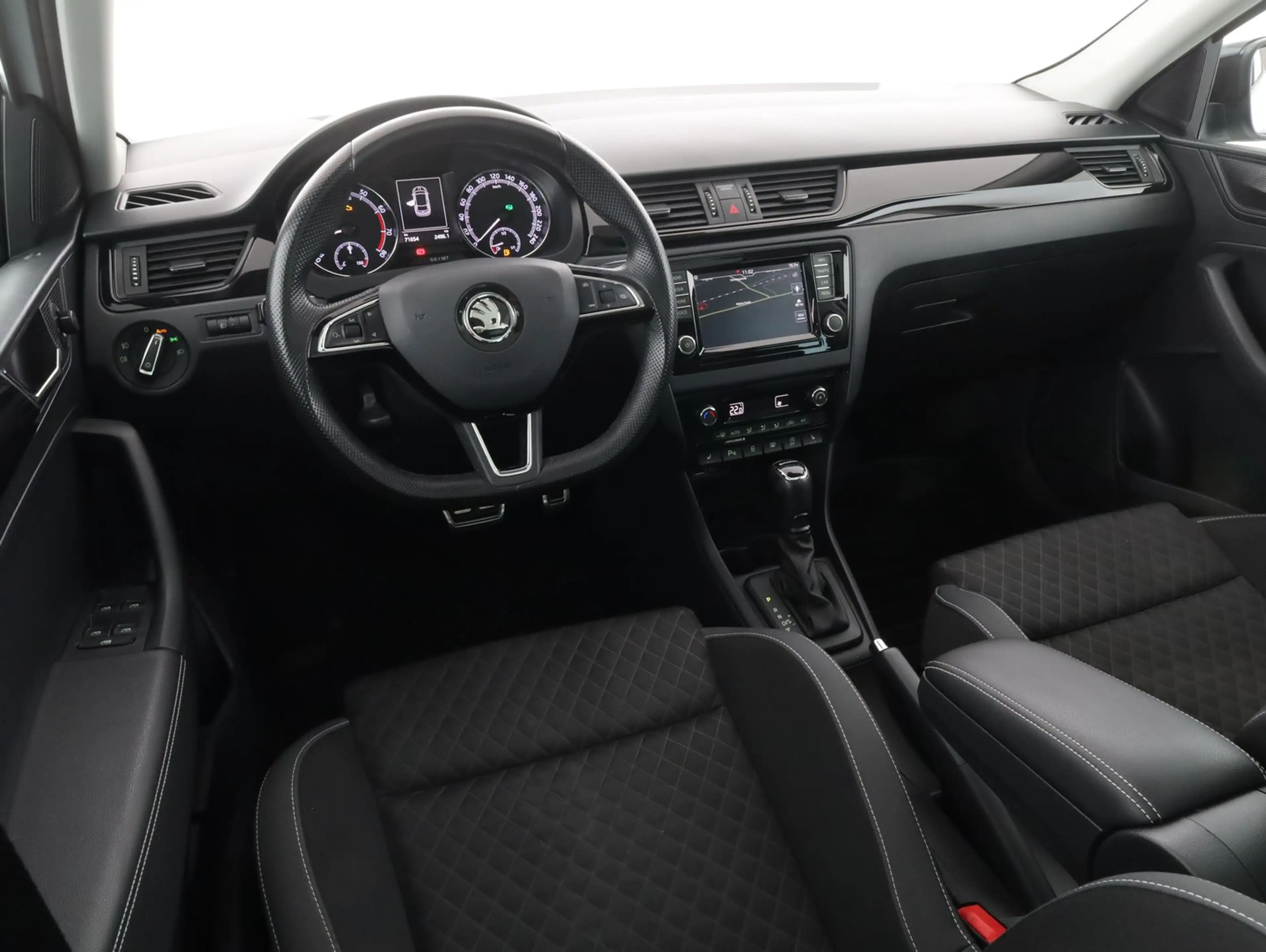 Skoda Rapid/Spaceback SPACEBACK Sport TSI DSG — photo 11