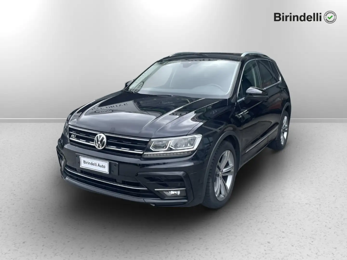 Volkswagen Tiguan 1.5 TSI ACT BlueMotion Sport Zwart - 1