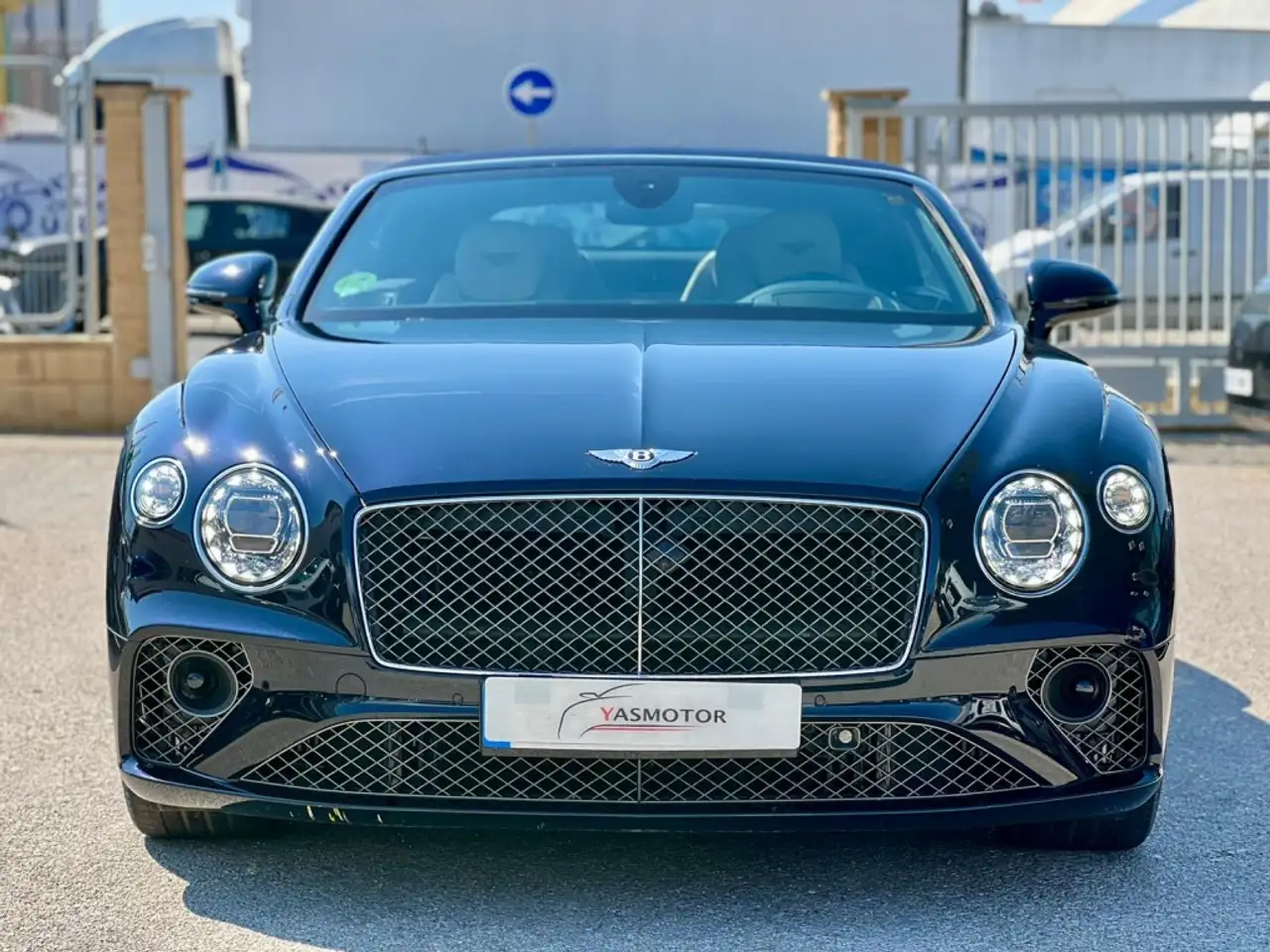 Bentley Continental GT 2022 — фото 9