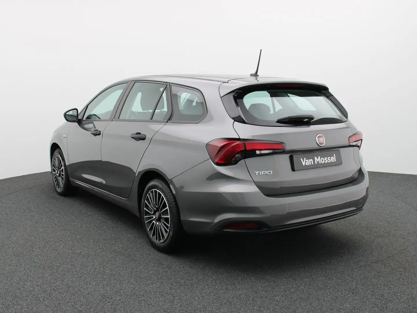 Fiat Tipo SW 1.0 Firefly 100 Gris - 2