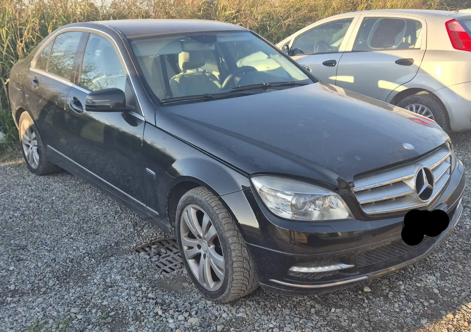 Mercedes-Benz 220 Avantgarde bluefficiency - 2