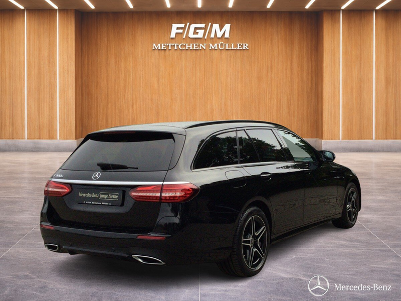 Mercedes-Benz E 300 E 300 e T AMG/Pano/Dist/360/AHK/LED/Nigh/Totwink — photo 3