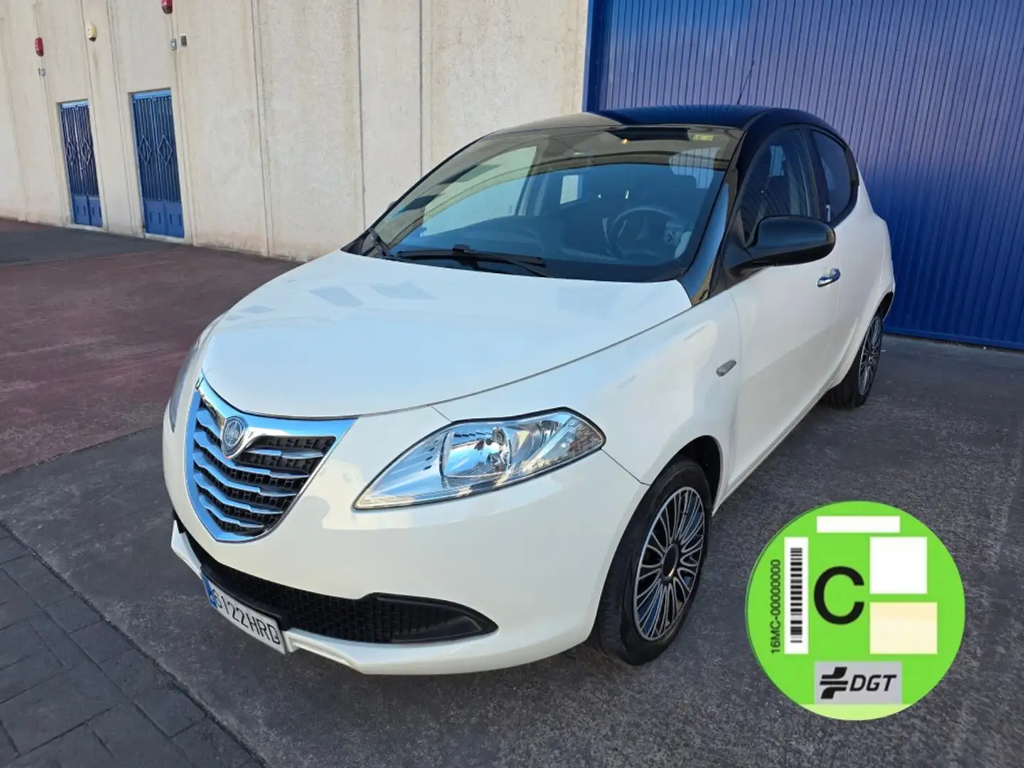 Lancia Ypsilon 1.2 evo II Silver Blanco - 1