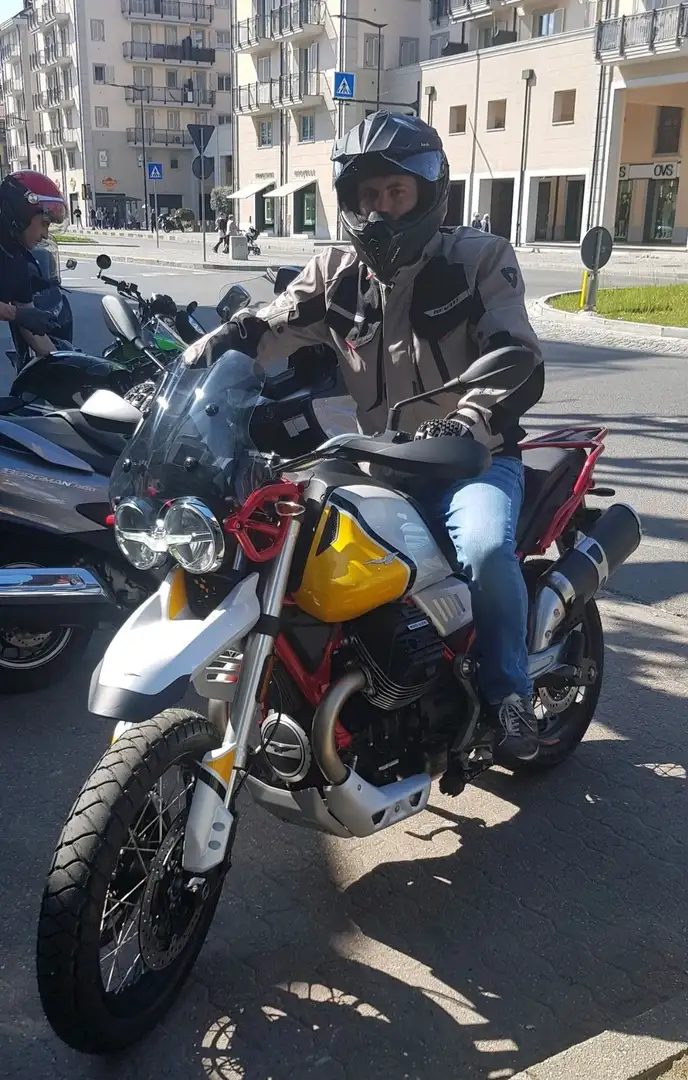 Moto Guzzi V 85 TT evocative graphics Bianco - 2