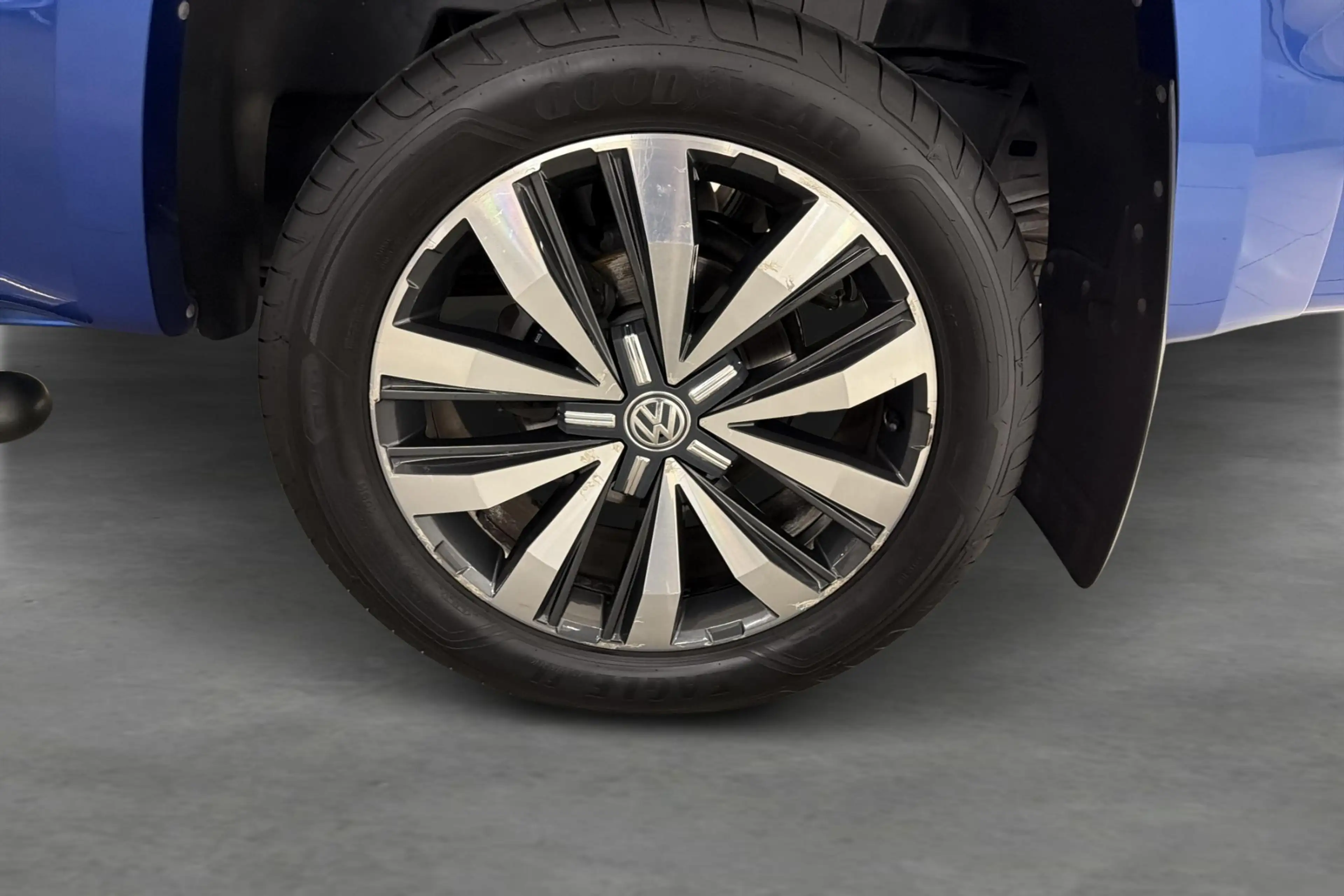 Volkswagen Amarok V6 TDI 3,0l 190/258 AU8 Aventura 4X4 — photo 8