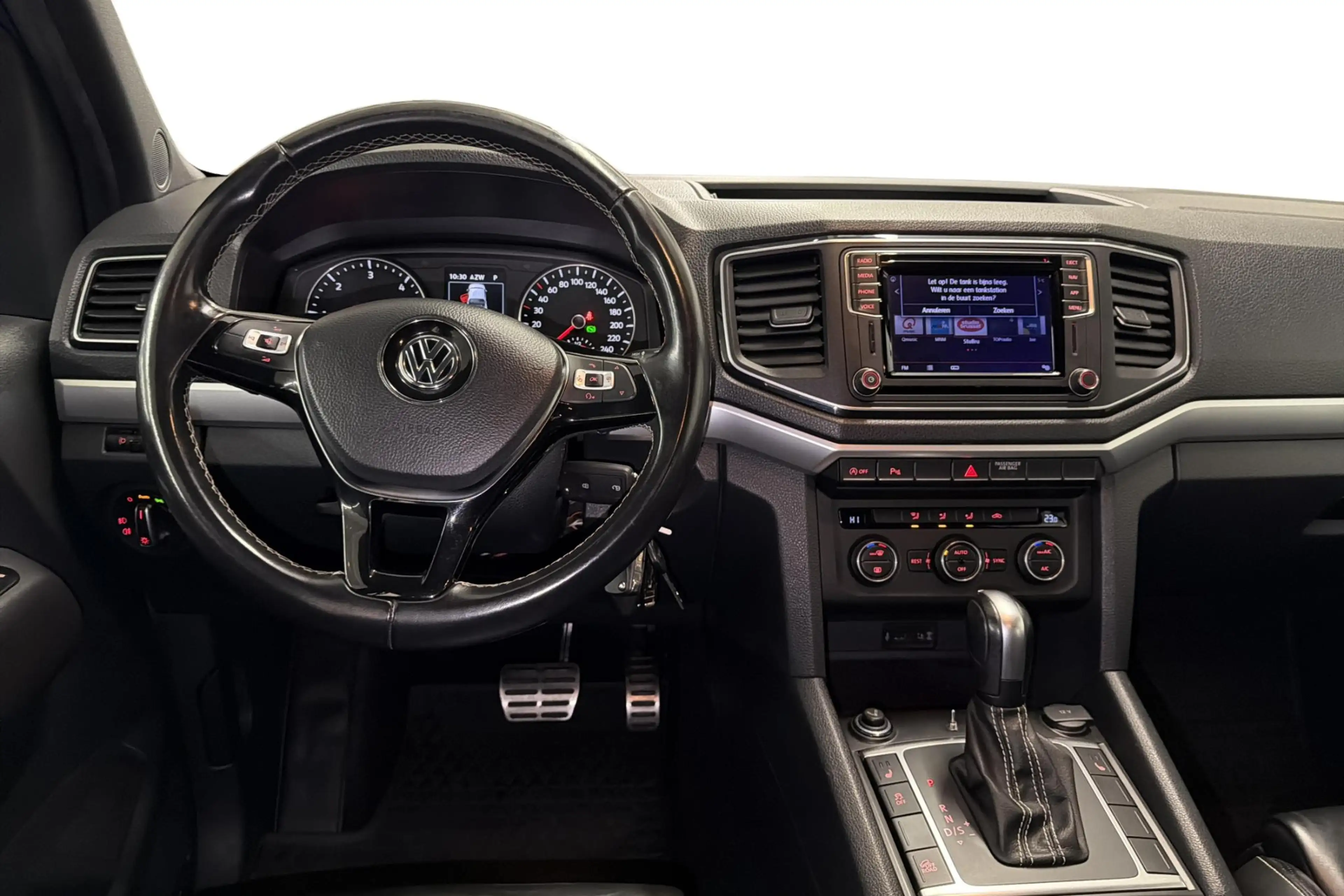 Volkswagen Amarok V6 TDI 3,0l 190/258 AU8 Aventura 4X4 — photo 12