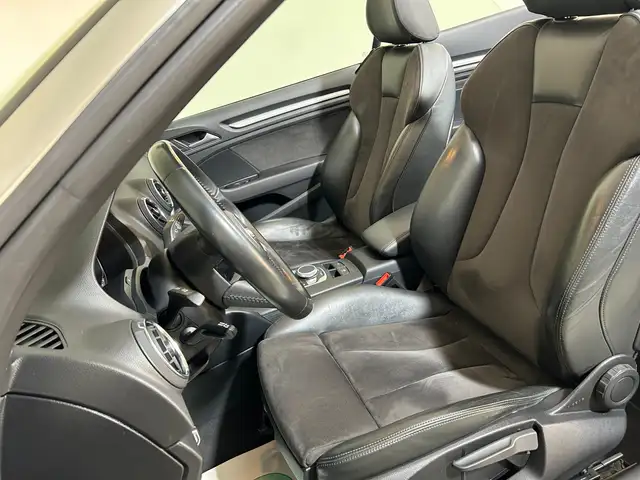 Audi A3 view 9