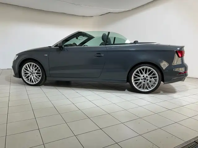Audi A3 view 3
