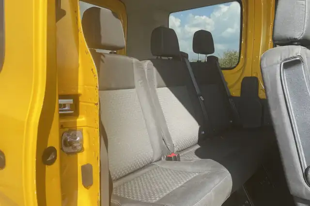 Ford Transit view 12