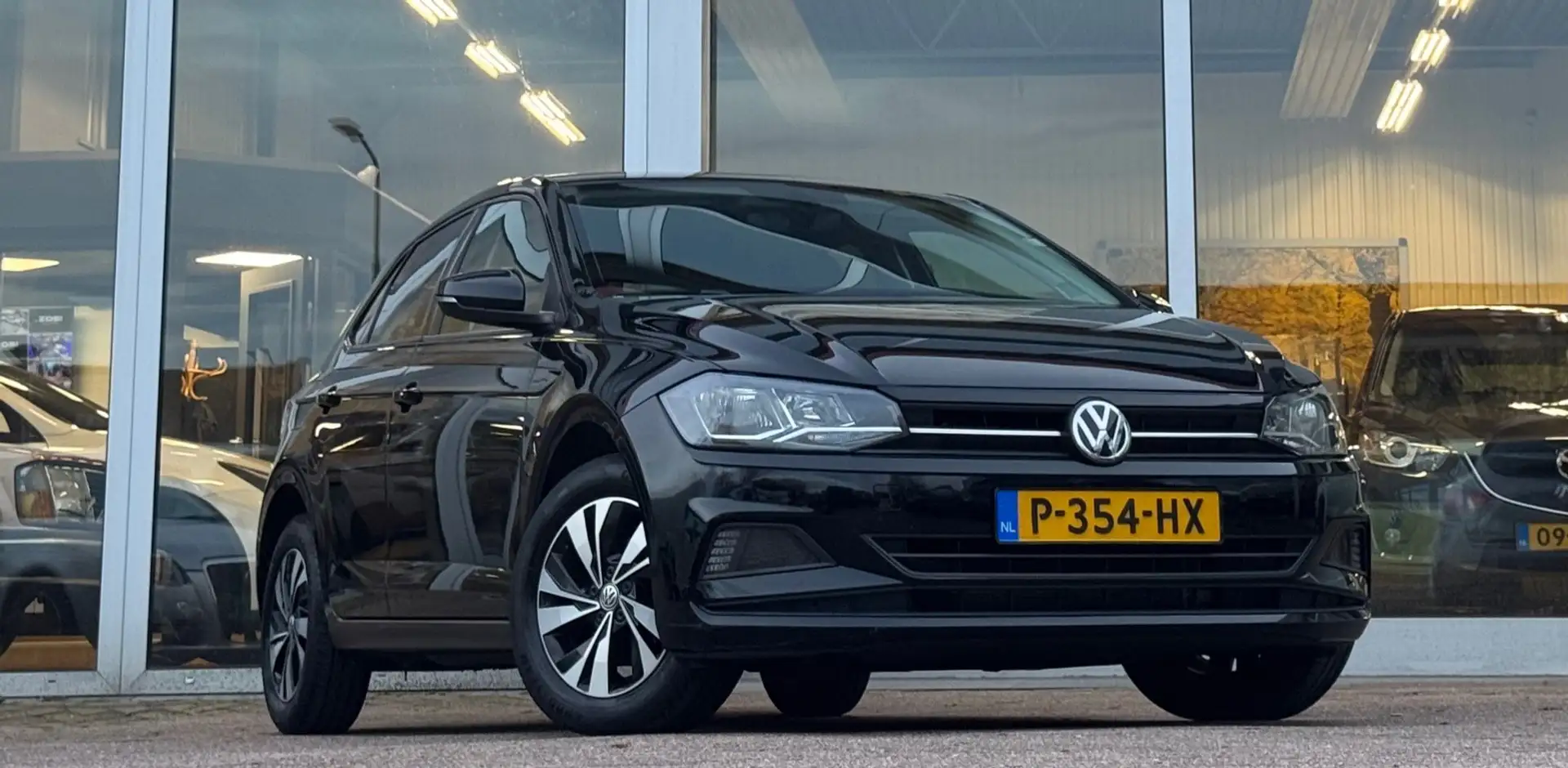 Volkswagen Polo 1.0 TSI Highline Business R Automaat Navi Clima Noir - 2