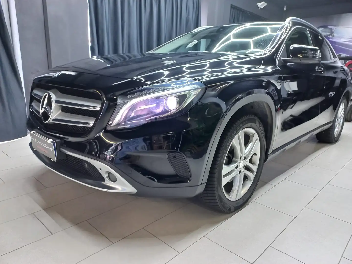 Mercedes-Benz GLA 200 GLA-X156 2014 d (cdi) Premium auto Nero - 1