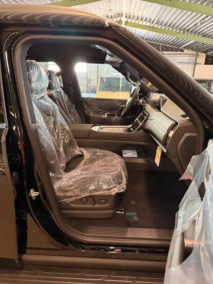 Nissan Armada PLATINUM RESERVE+7seats+V6+BiTurbo+EU 25