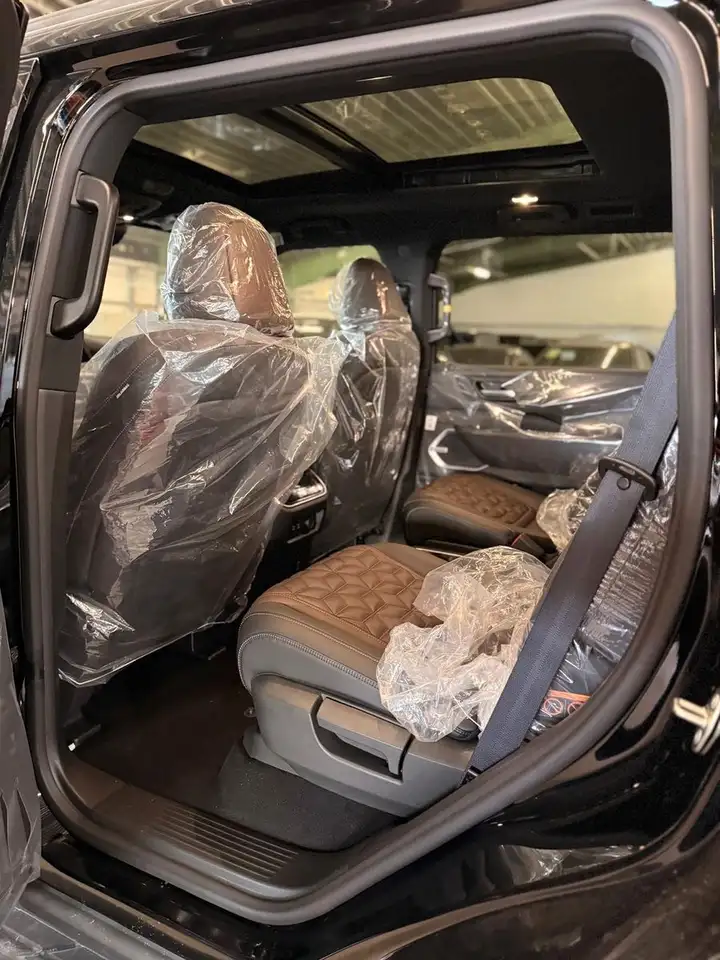 Nissan Armada PLATINUM RESERVE+7seats+V6+BiTurbo+EU 29