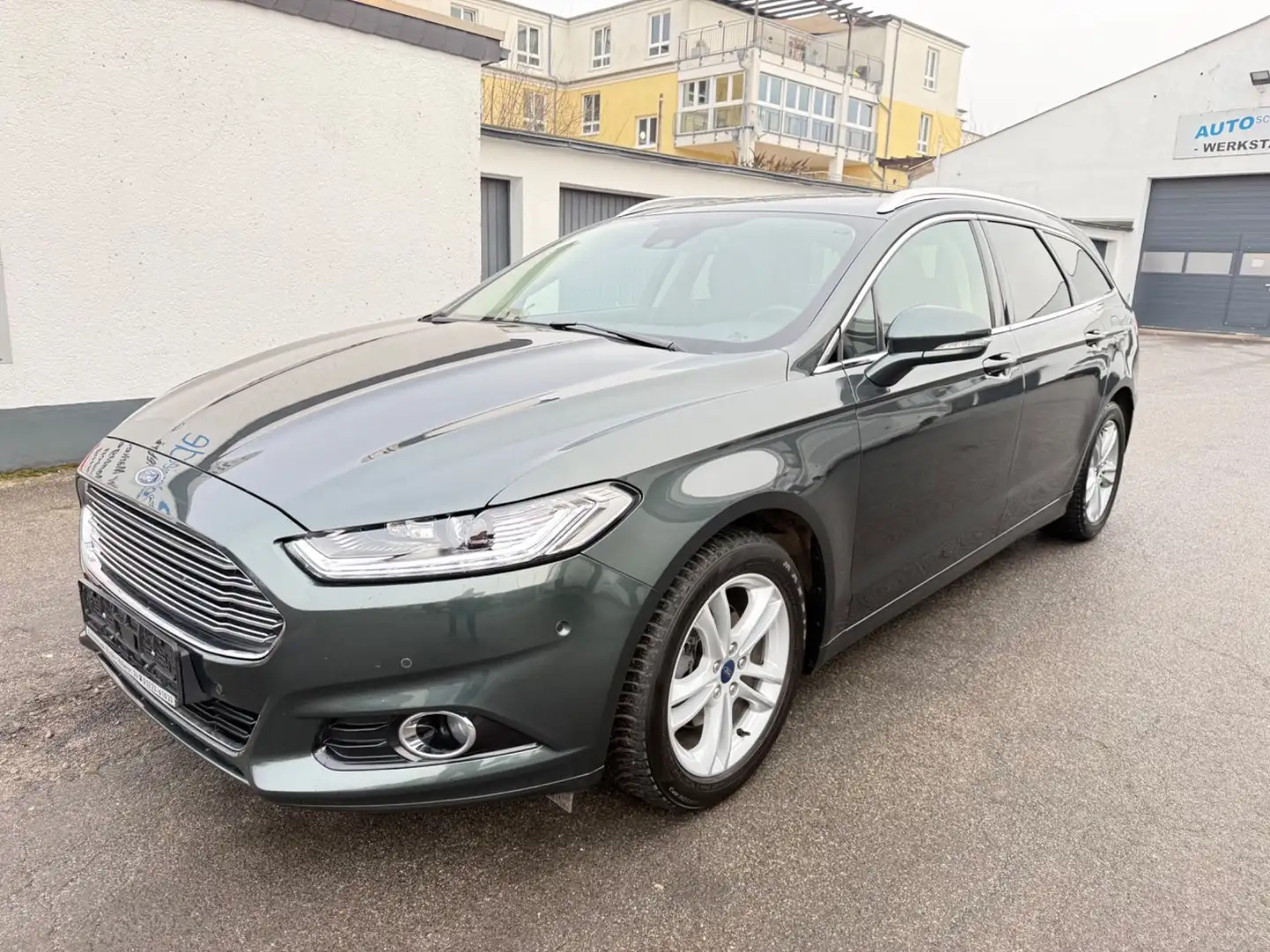 Ford Mondeo Turnier Titanium Standheizung Kamera AHK Noir - 1