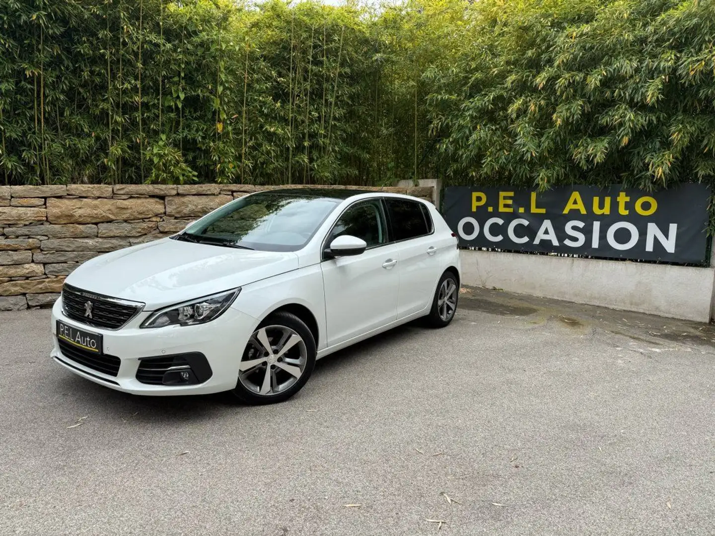 Peugeot 308 110ch SetS BVM6 Allure Blanc - 1