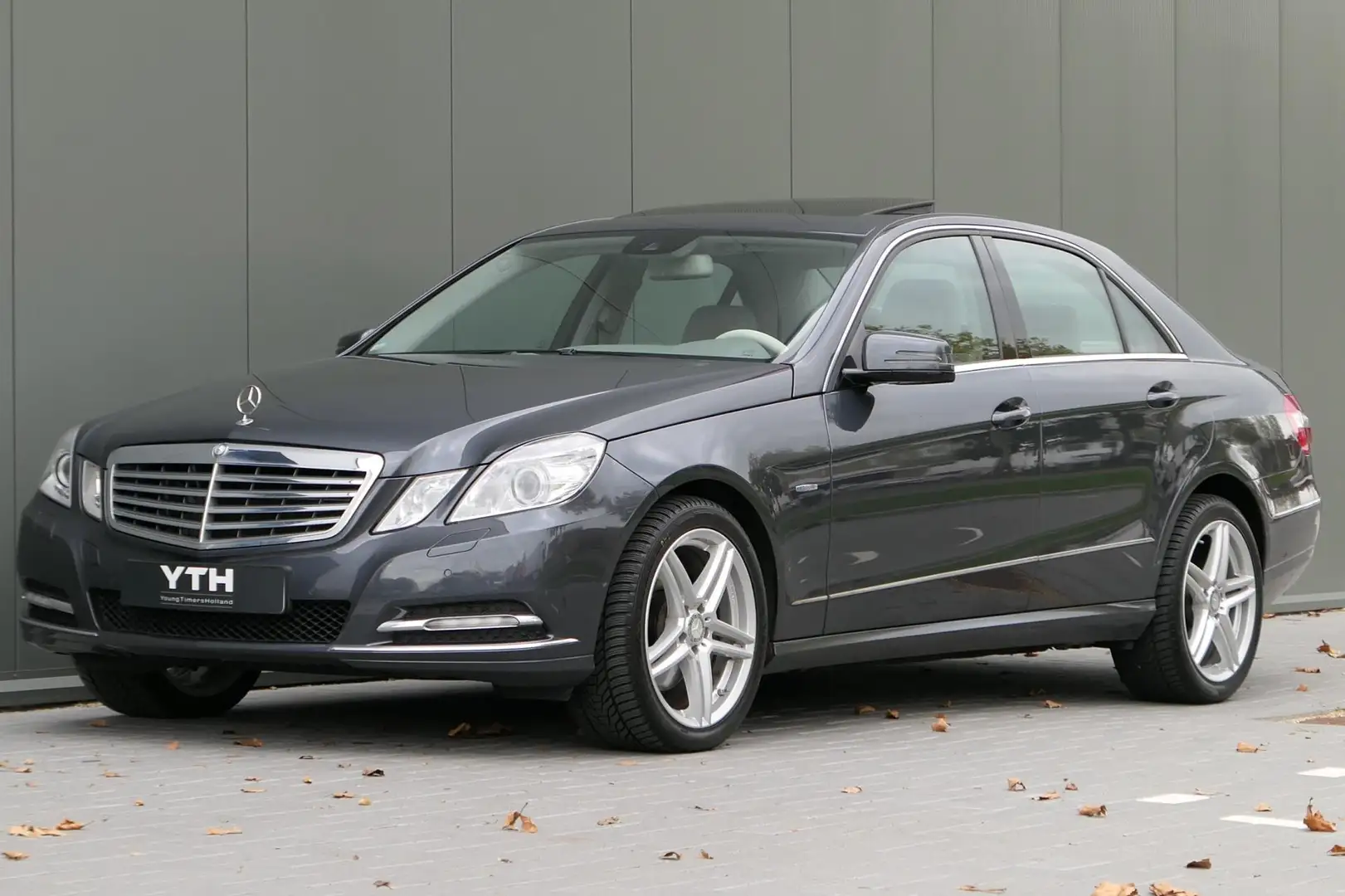 Mercedes-Benz E 350 Estate CGI Schuifdak Navi Climate PDC Gris - 1