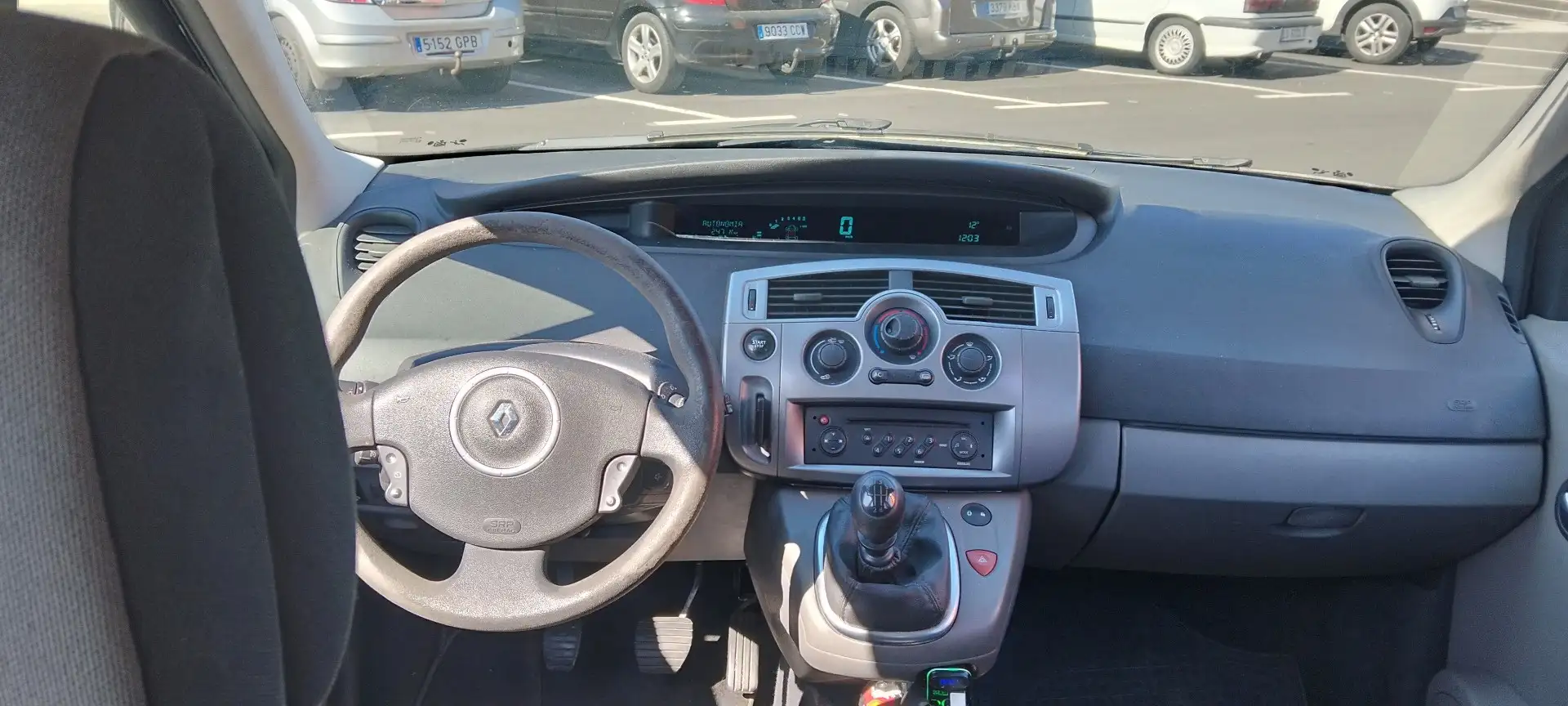 Renault Scenic 1.5 dCi 105 Dynamique - 2