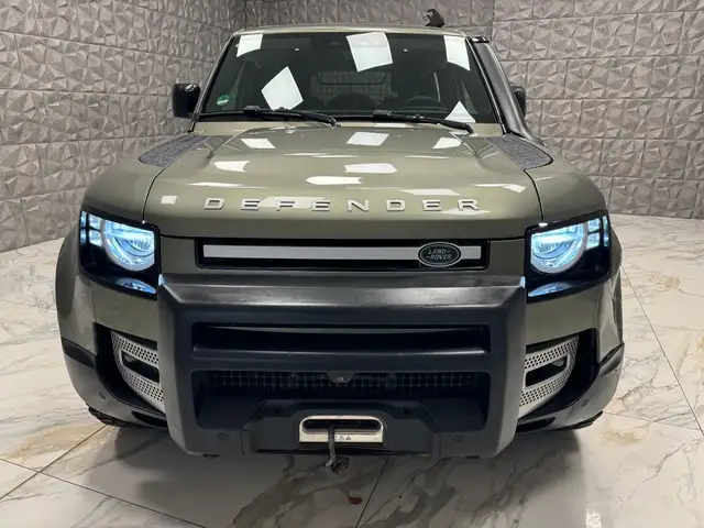 Land Rover Defender 110 Basis