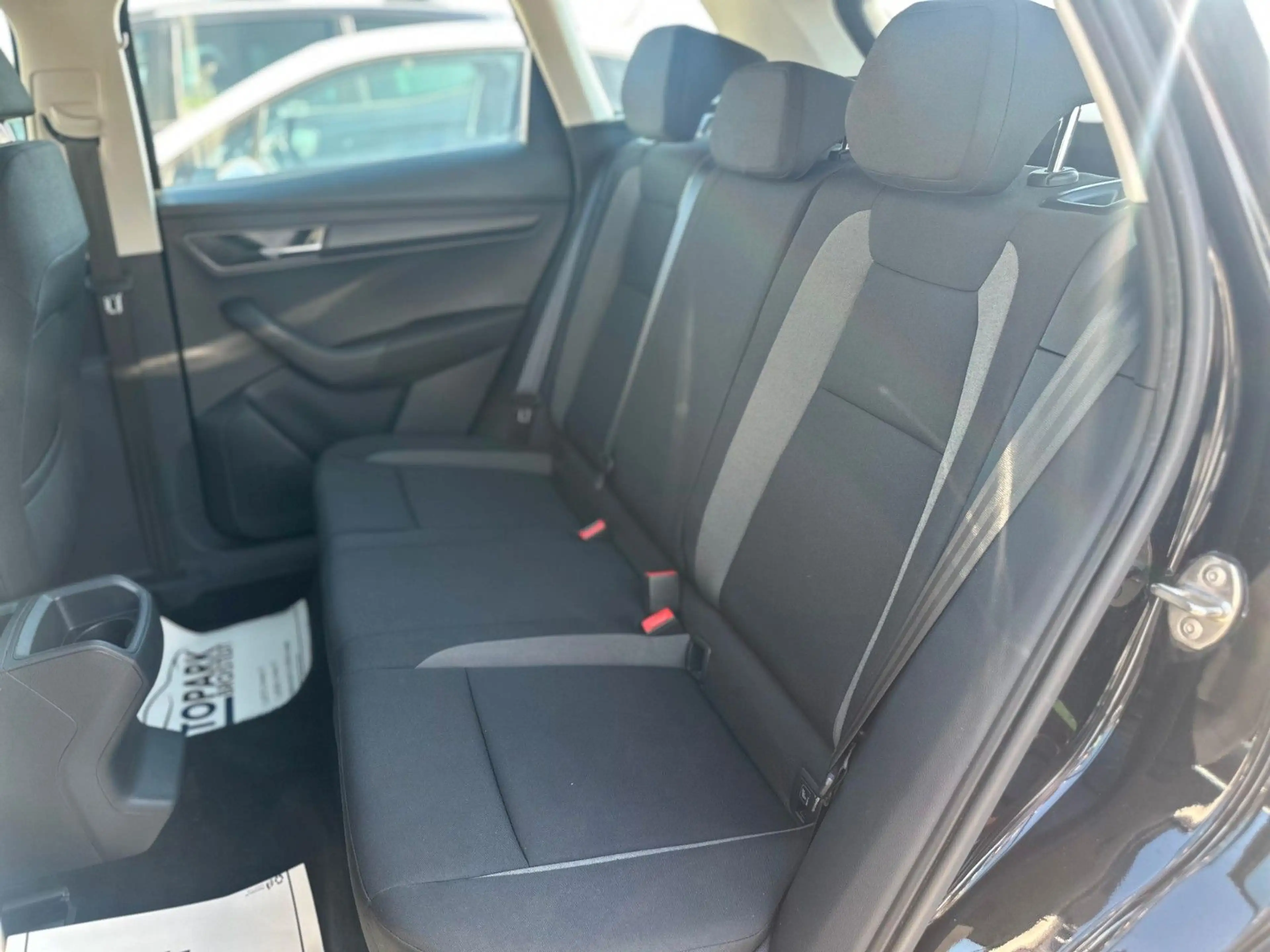 Skoda Karoq Active SHZ/PDC/TEMPO/BLUETOOTH — photo 14