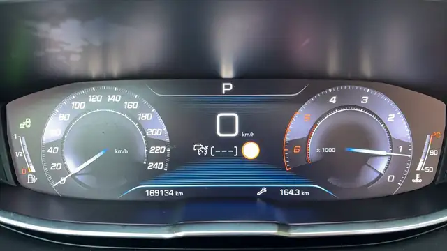 Peugeot 5008 view 12