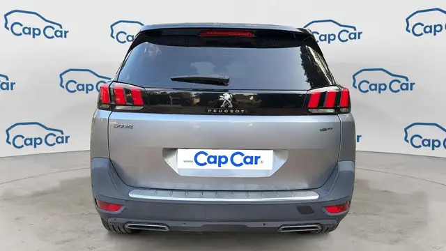 Peugeot 5008 view 3