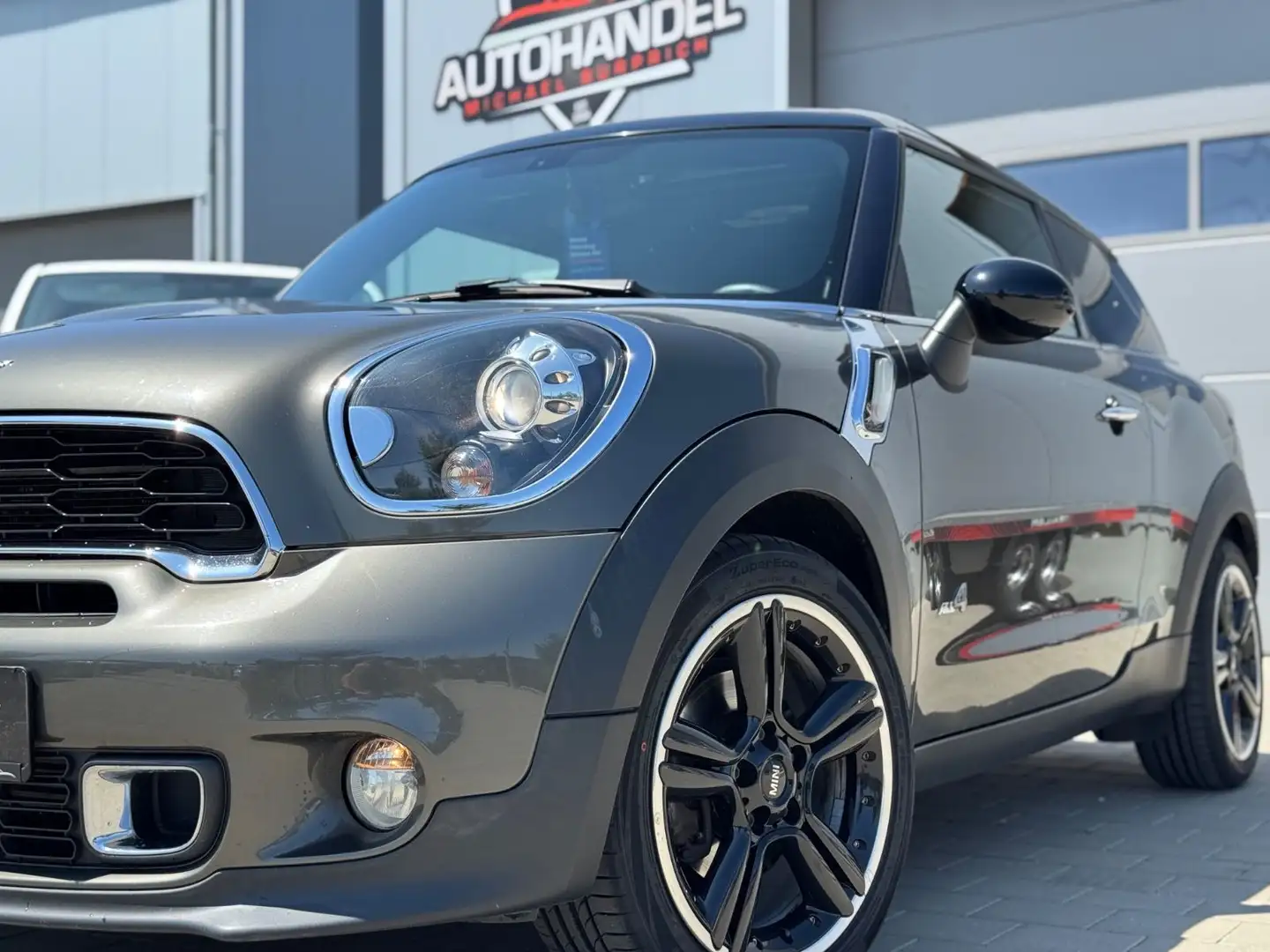 MINI Cooper SD Countryman *All 4*NAVI*PDC*PANO*TEMP Gris - 2