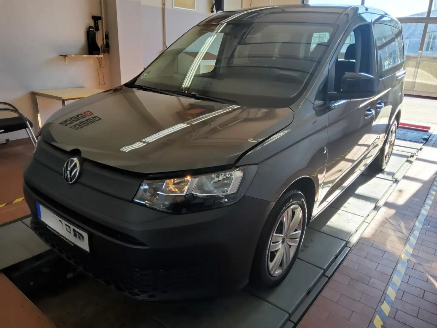 Volkswagen Caddy 2.0 TDI Lane Assist DAB+ Grau - 2