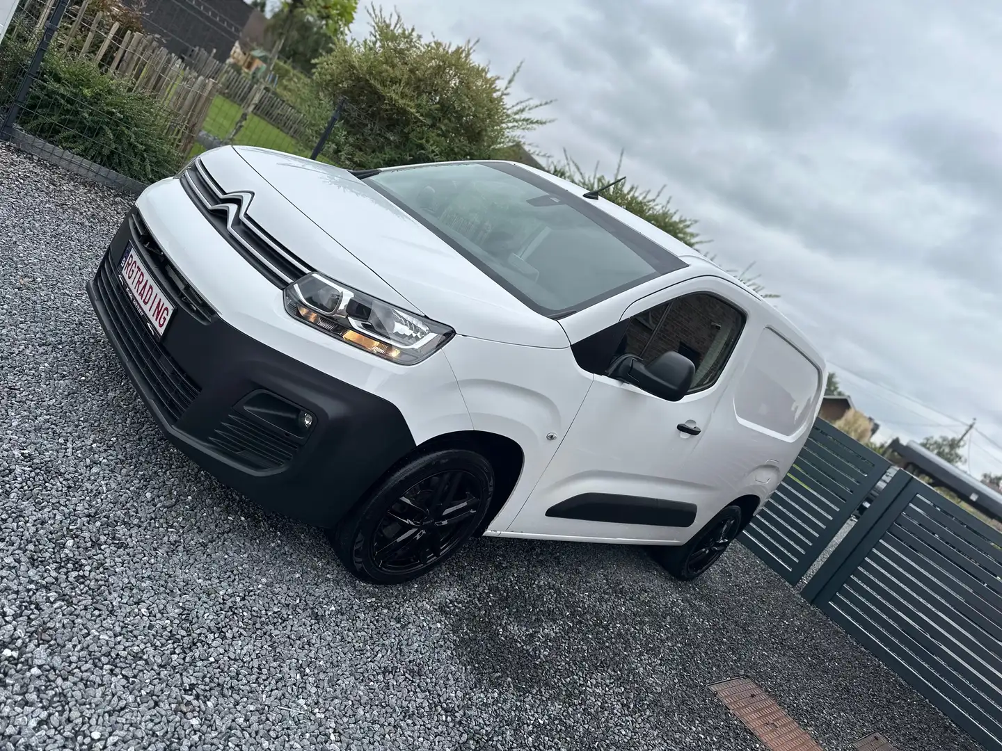 Citroen Berlingo BOITE AUTO / GPS / CAPTEURS / CARPLAY Wit - 1