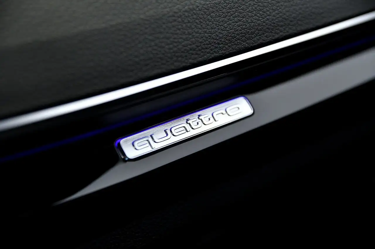 Audi Q5 снимка Audi Q5