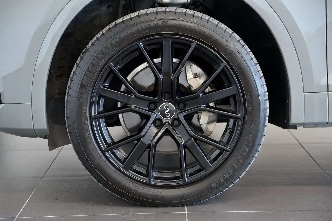 Audi Q5 снимка Audi Q5