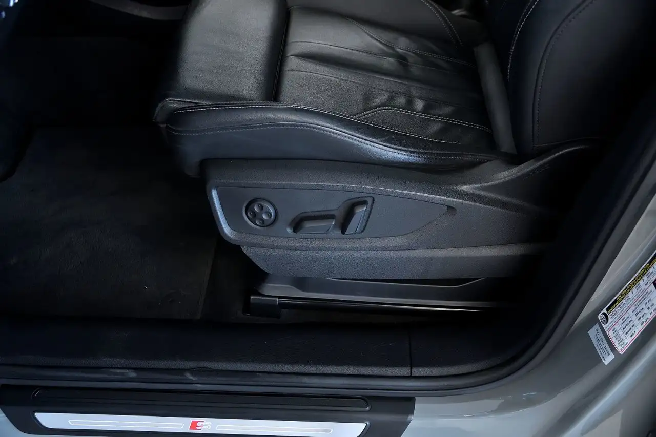Audi Q5 снимка Audi Q5