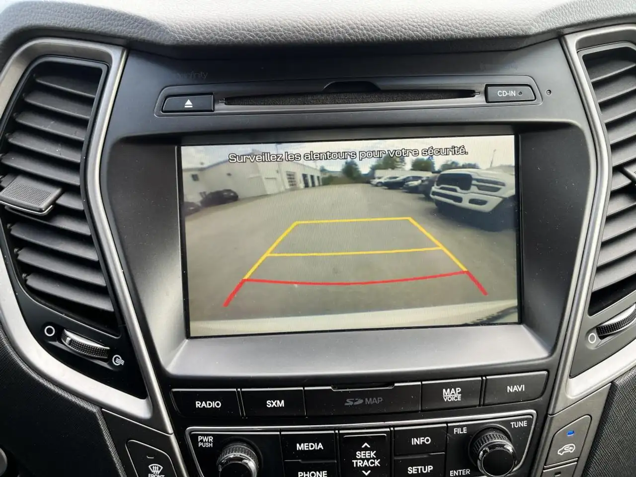Hyundai SANTA FE снимка Hyundai SANTA FE