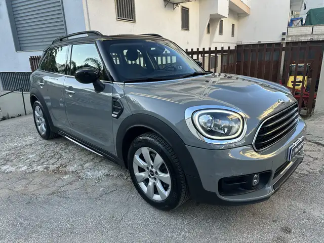 MINI Cooper D Countryman MINI COUNTRYMAN D 2.0 d AUTOMATICA