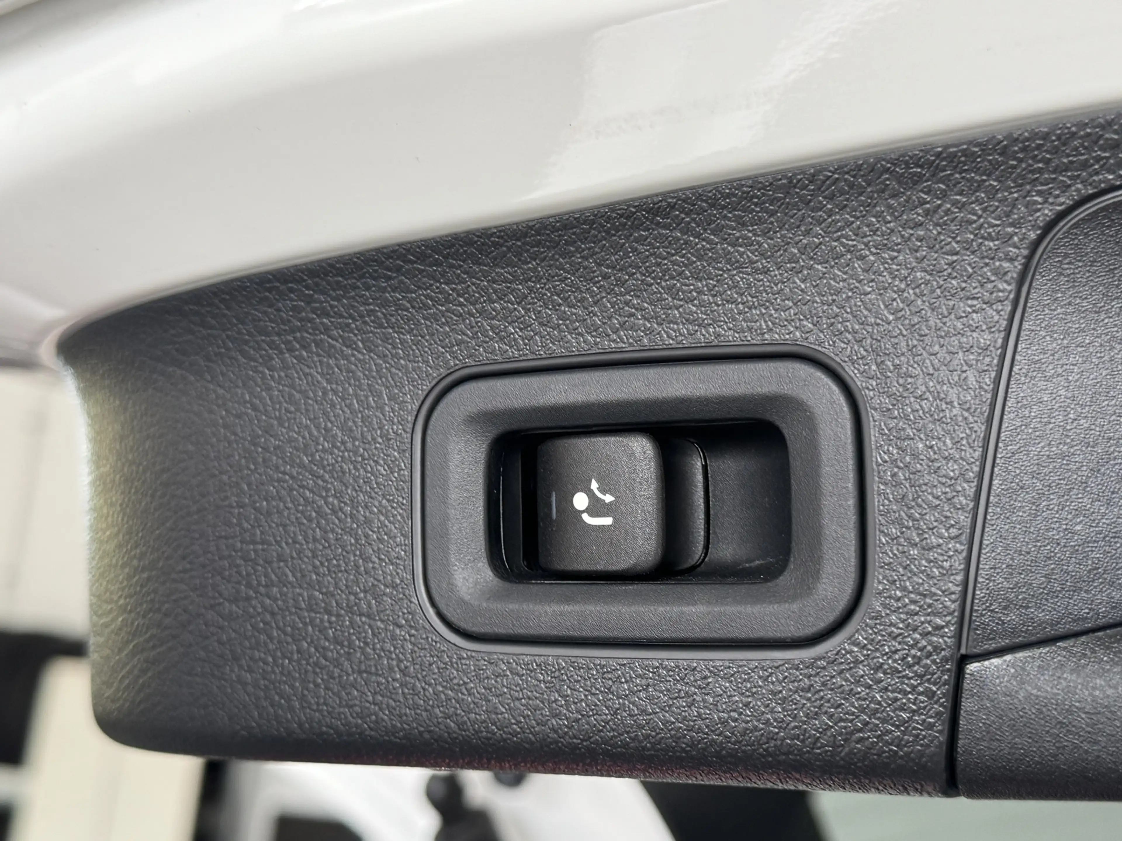 Mercedes-Benz EQA 350 4Matic Progressive AHK 360 Night Burmest — photo 13