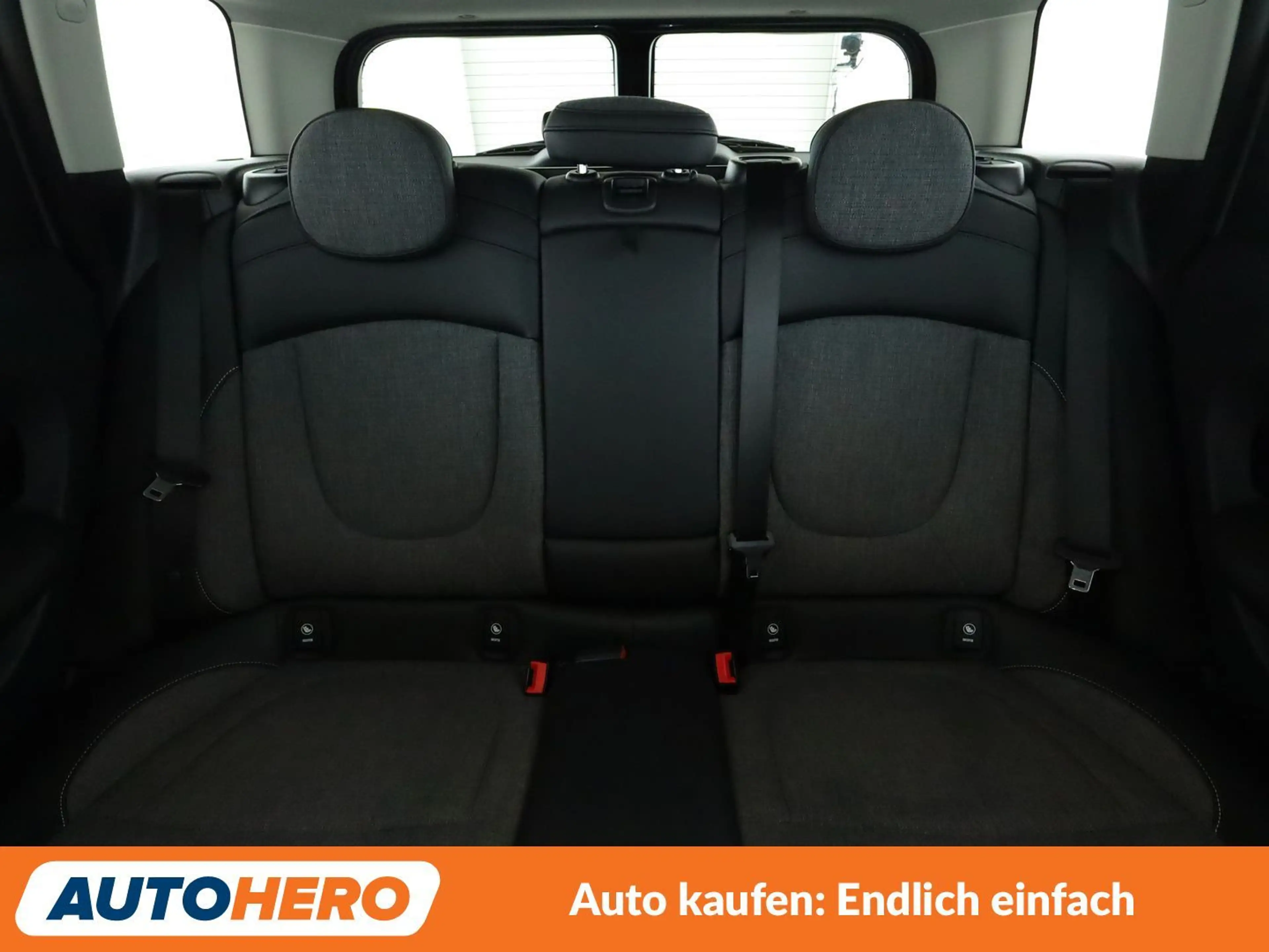 MINI One Clubman One Classic Trim*NAVI*LED*TEMPO*PDC* — photo 15