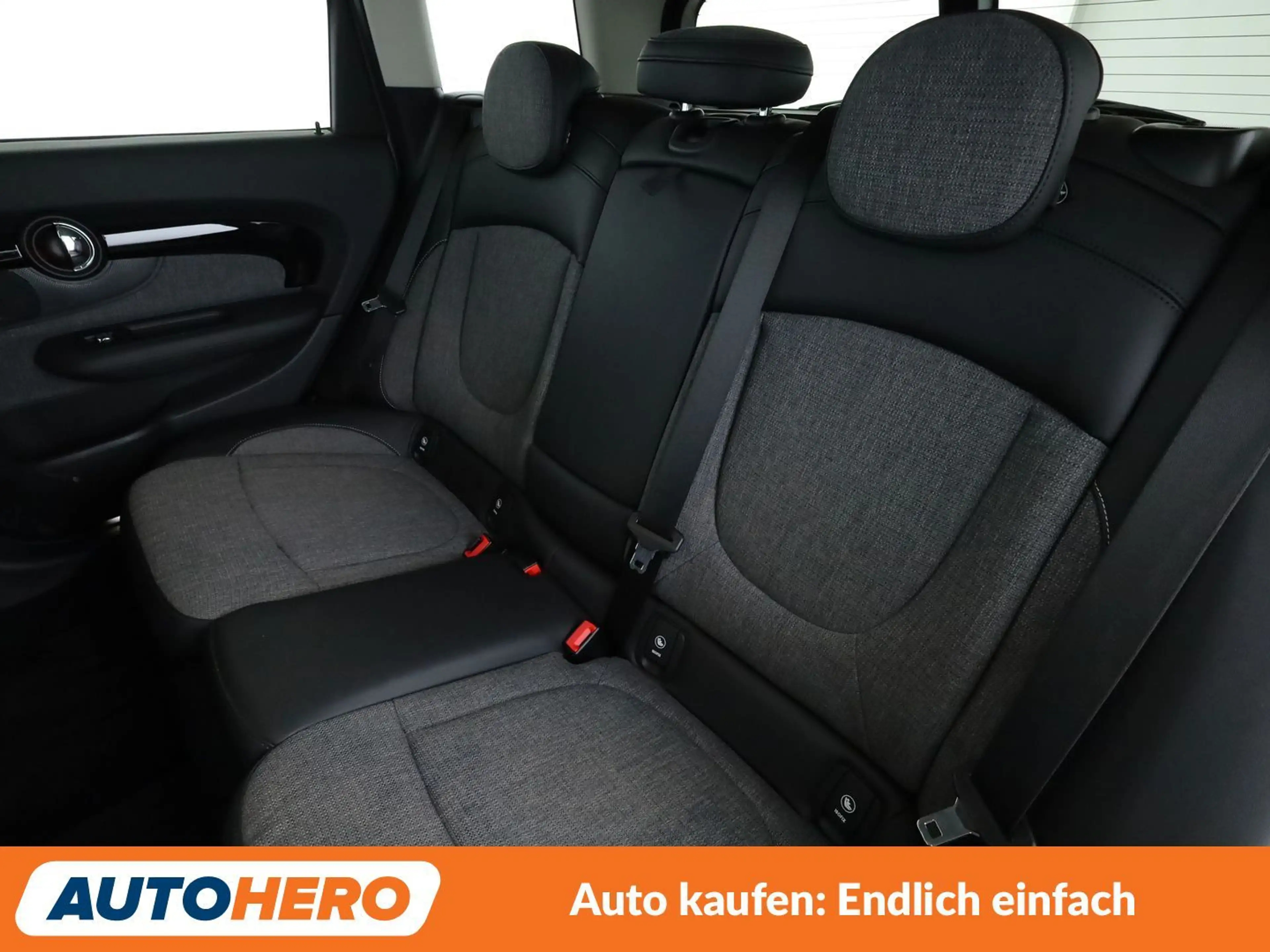 MINI One Clubman One Classic Trim*NAVI*LED*TEMPO*PDC* — photo 14